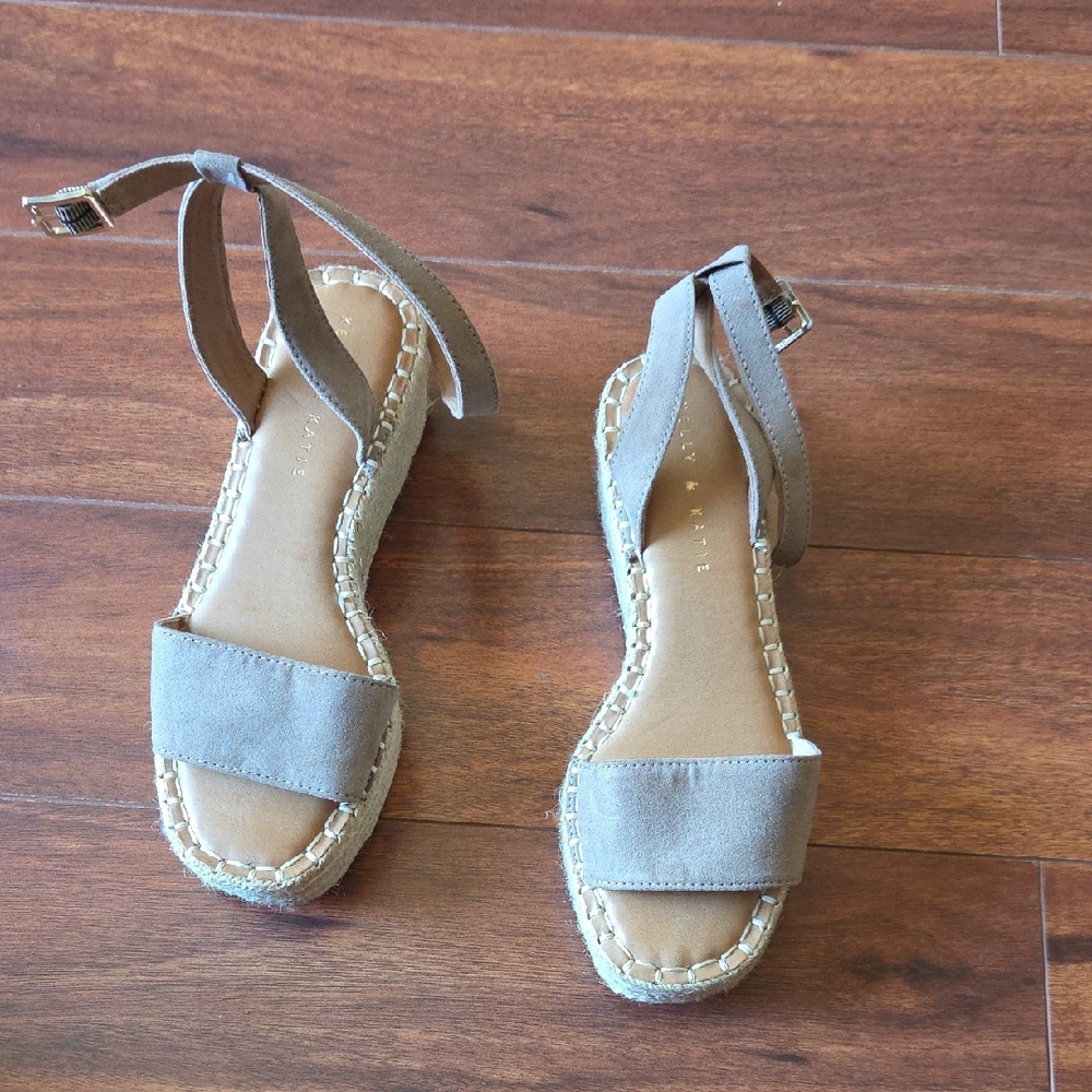 Kelly & Katie Tan Espadrille Sandals